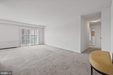 1111 University Blvd W unit 815, Silver Spring, MD 20902 - photo 2