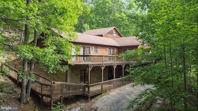 377 Salmon Ln, Berkeley Springs, WV 25411 - photo 5