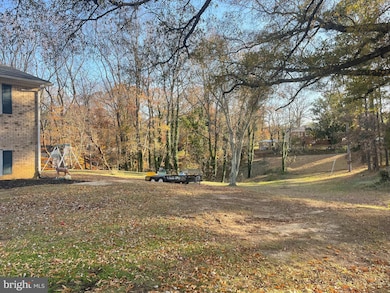 13710 S Springfield Rd, Brandywine, MD 20613 - photo 6