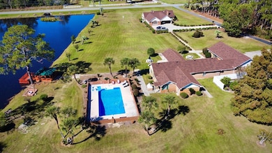 393 Douglas Hwy, Hazlehurst, GA 31539 - photo 3