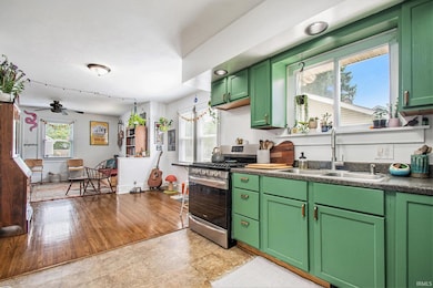 917 Independence St, Elkhart, IN 46514 - photo 3