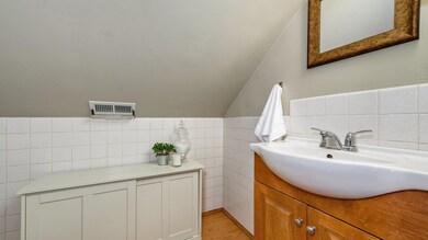 5329 W Nelson St, Chicago, IL 60641 - photo 5