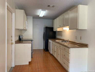 9611 Mystic Bend, San Antonio, TX 78250 - photo 5