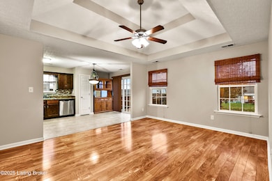 2140 Two Springs Dr, Shelbyville, KY 40065 - photo 2