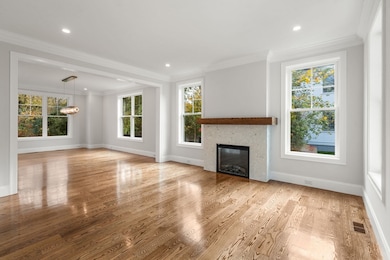 201 Lowell Rd, Wellesley Hills, MA 02481 - photo 7