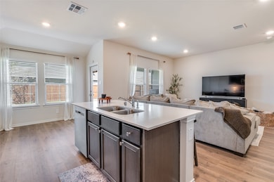 13101 Rich Ln, Providence Village, TX 76227 - photo 7