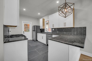 1502 Virginia Park St, Detroit, MI 48206 - photo 5