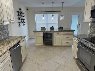 525 SW Halden Ave, Port Saint Lucie, FL 34953 - photo 5