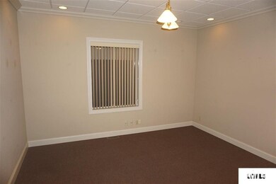 628 Broadway St, Lincoln, IL 62656 - photo 7