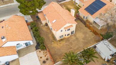 1806 E Newgrove St-30