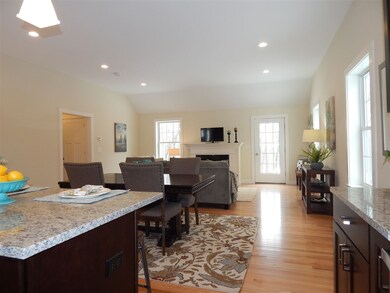 433 Spruce St unit 1, Rollinsford, NH 03869 - photo 6