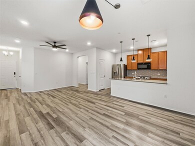 6504 Carriage Pines Dr, Del Valle, TX 78617 - photo 7