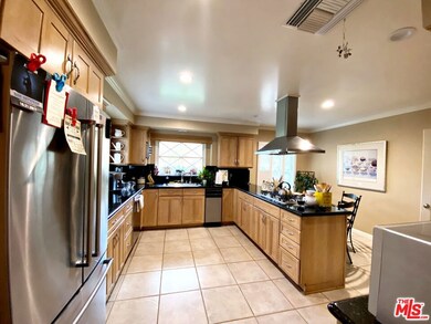 20448 Quedo Dr, Woodland Hills, CA 91364 - photo 6