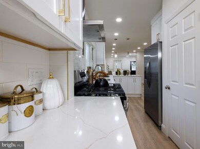 118 E Haddon Ave, Oaklyn, NJ 08107 - photo 3