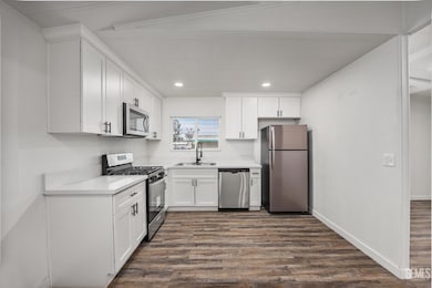 294 Florence Ln, Bakersfield, CA 93308 - photo 7