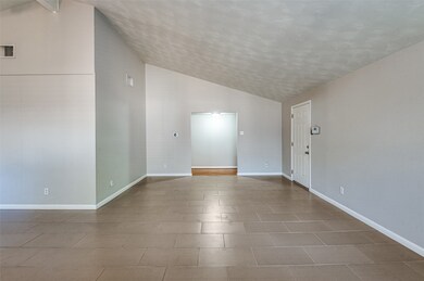 Flexible Space for Dining or Extra Living Area