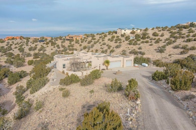 39 Pine Rd, Placitas, NM 87043 - photo 6
