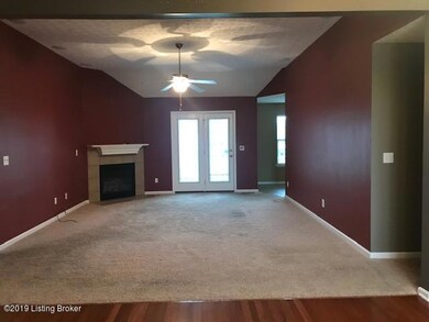 252 Leath Ct, Shepherdsville, KY 40165 - photo 5