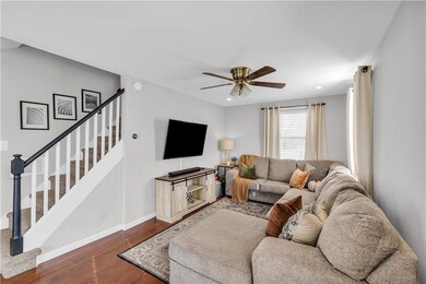 Spacious family room w/ natural light.