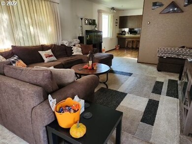 620 S Alfalfa St, Heppner, OR 97836 - photo 2