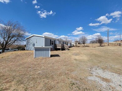 124 Bluff Heights Dr, Weatherford, TX 76085 - photo 5