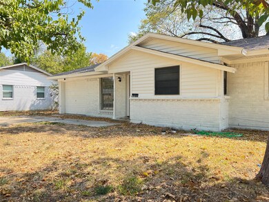 2316 Avis St, Mesquite, TX 75149 - photo 2