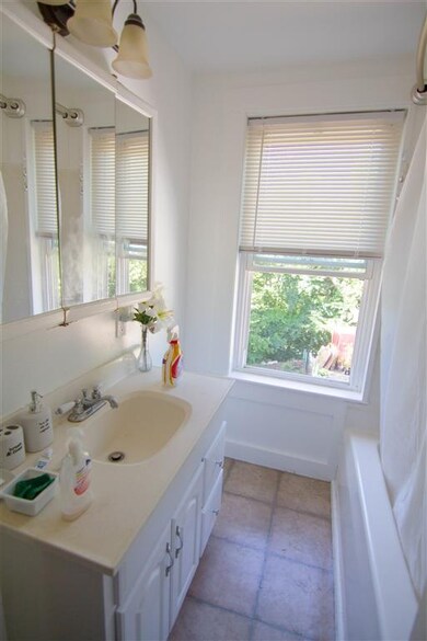 105 Pickering Rd unit A and B, Rochester, NH 03839 - photo 6