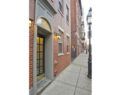 37 Fleet St unit 1, Boston, MA 02109 - photo 2