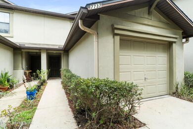 7737 Highchair Ln, Jacksonville, FL 32210 - photo 3