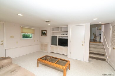 3 Hemlock Ln, Schenectady, NY 12302 - photo 7