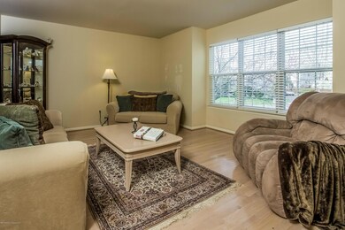 007-Living_Room-1596275-print