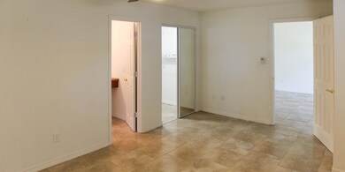 Master Bedroom to Closet