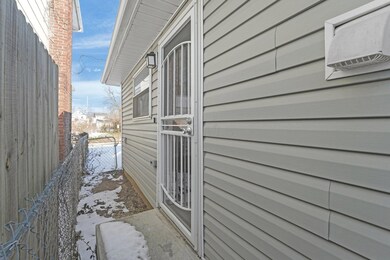 24-web-or-mls-731-stewart-ave