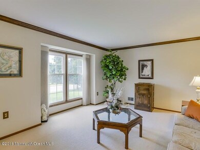 006_Living Room