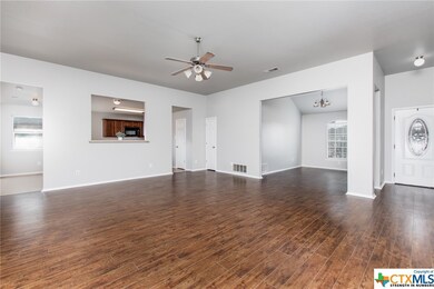 501 Blayton St, Troy, TX 76579 - photo 2