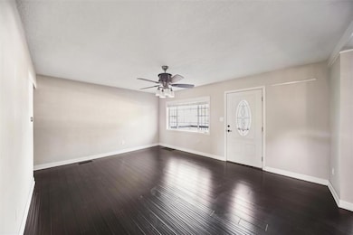 1306 Amos Ave, Des Moines, IA 50315 - photo 7