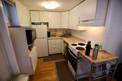 55A Saint Paul St unit 4, Brookline, MA 02446 - photo 2