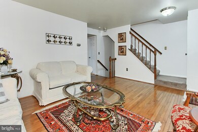 244 Finchingfield Ct, Sterling, VA 20165 - photo 6