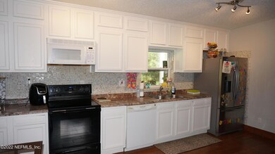 2917 Parr Ct W, Jacksonville, FL 32216 - photo 7