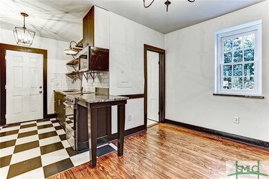 117 E Jones St unit Lower Carriage House, Savannah, GA 31401 - photo 4