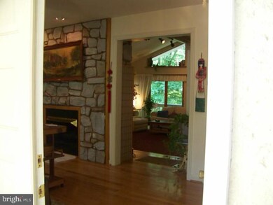 565 Valley Park Rd, Phoenixville, PA 19460 - photo 5