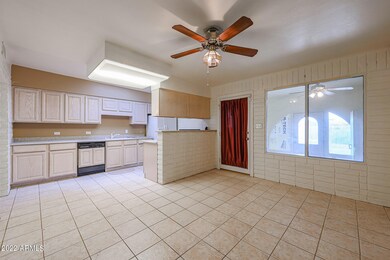 Main House Kitchen & Dining Rm