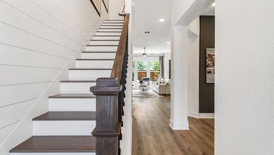 5204 Crim Hill Dr, Houston, TX 77091 - photo 4