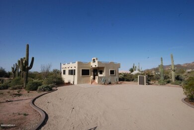 Wide open driveway-motorcourt]