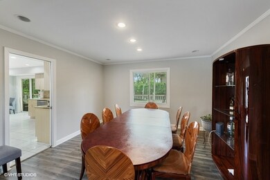 10180 Kathy Ct, Des Plaines, IL 60016 - photo 6