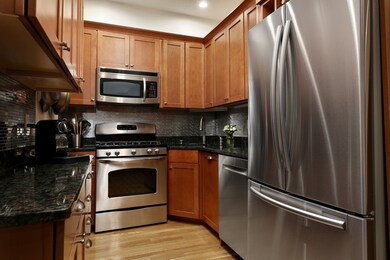 27 Clark St unit 3, Boston, MA 02109 - photo 4