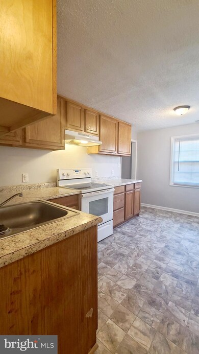 318 Martin Dr, New Castle, DE 19720 - photo 6