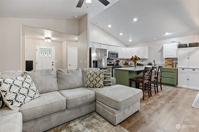 18423 Blue Hills Loop SE, Yelm, WA 98597 - photo 6