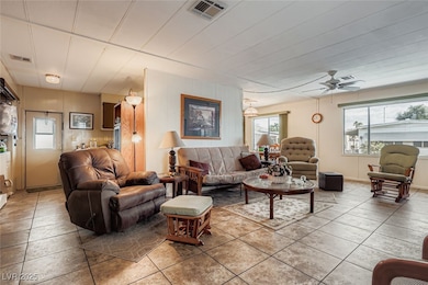 3539 Lost Hills Dr, Las Vegas, NV 89122 - photo 4