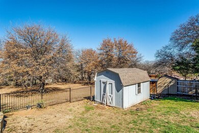 1907 Country Brook Dr, Weatherford, TX 76087 - photo 7